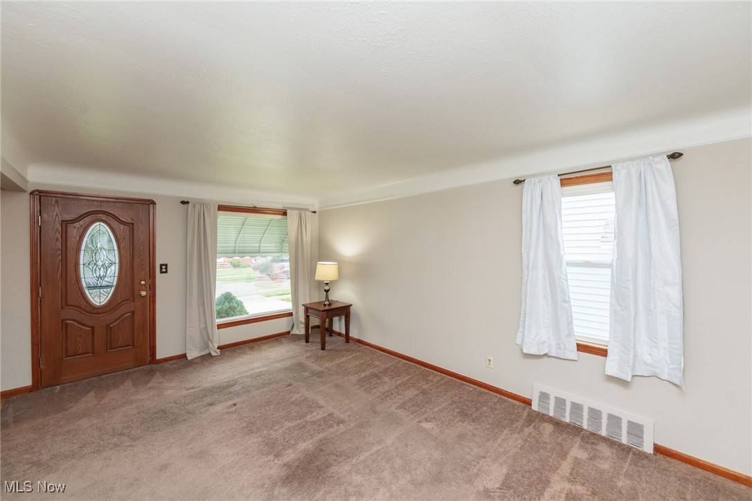 Parma, OH 44134,3207 Wellington AVE
