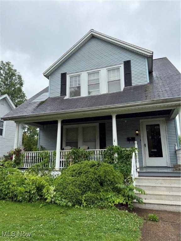 Elyria, OH 44035,924 Walnut ST