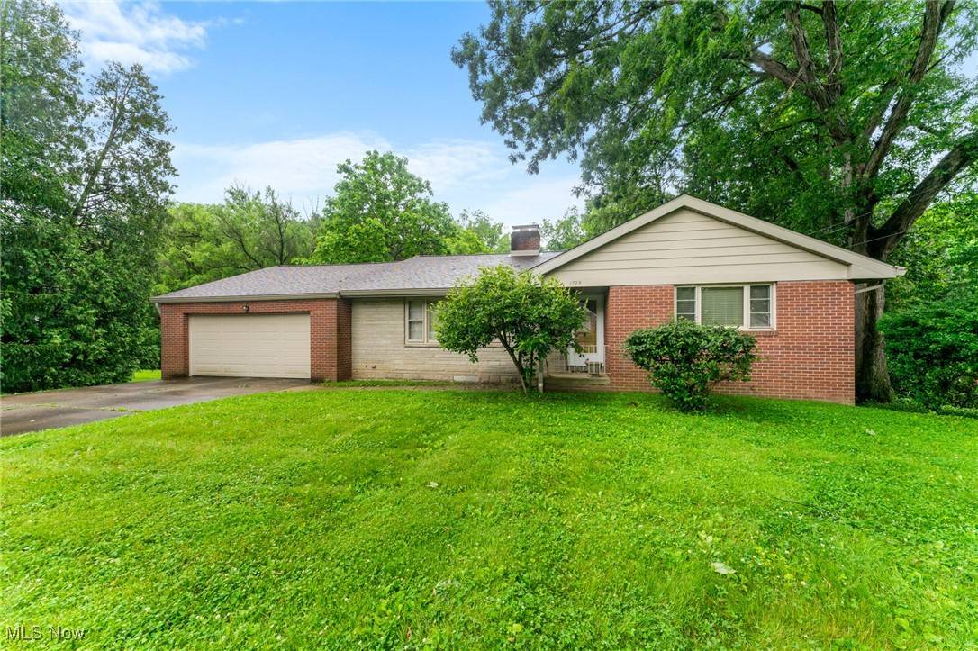 Youngstown, OH 44509,1729 Mccollum RD