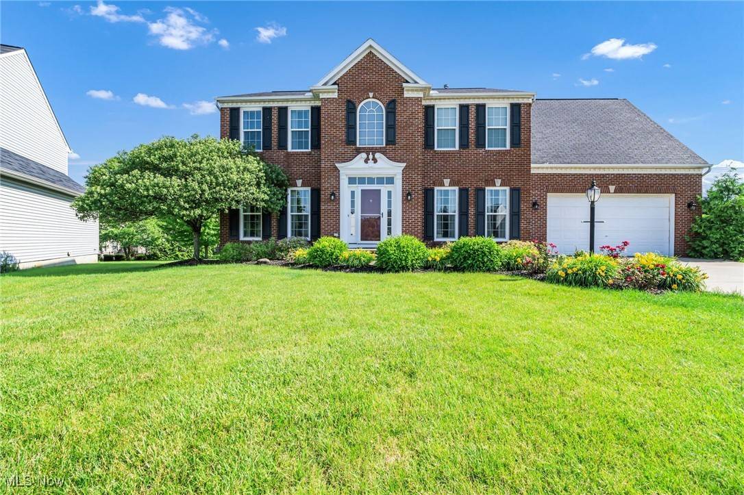 Brunswick Hills, OH 44212,970 Lonetree CT