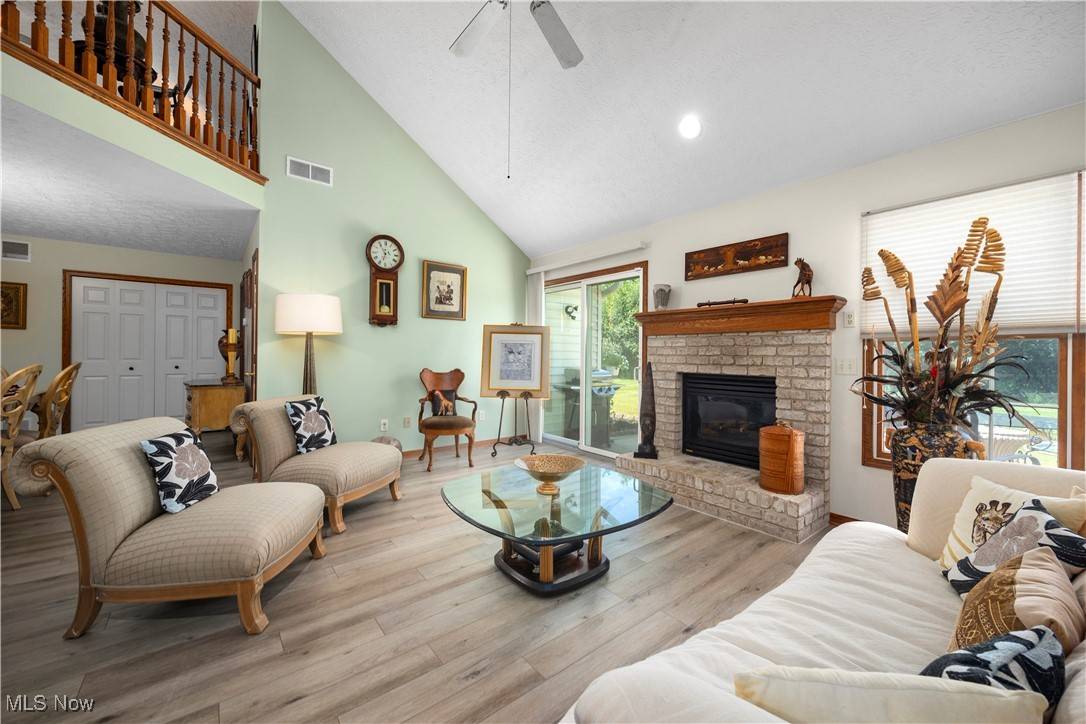 Oberlin, OH 44074,28 Nantucket CIR