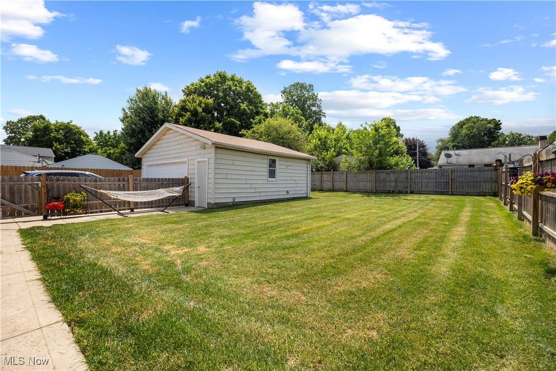 Mentor-on-the-lake, OH 44060,7520 Goldenrod DR