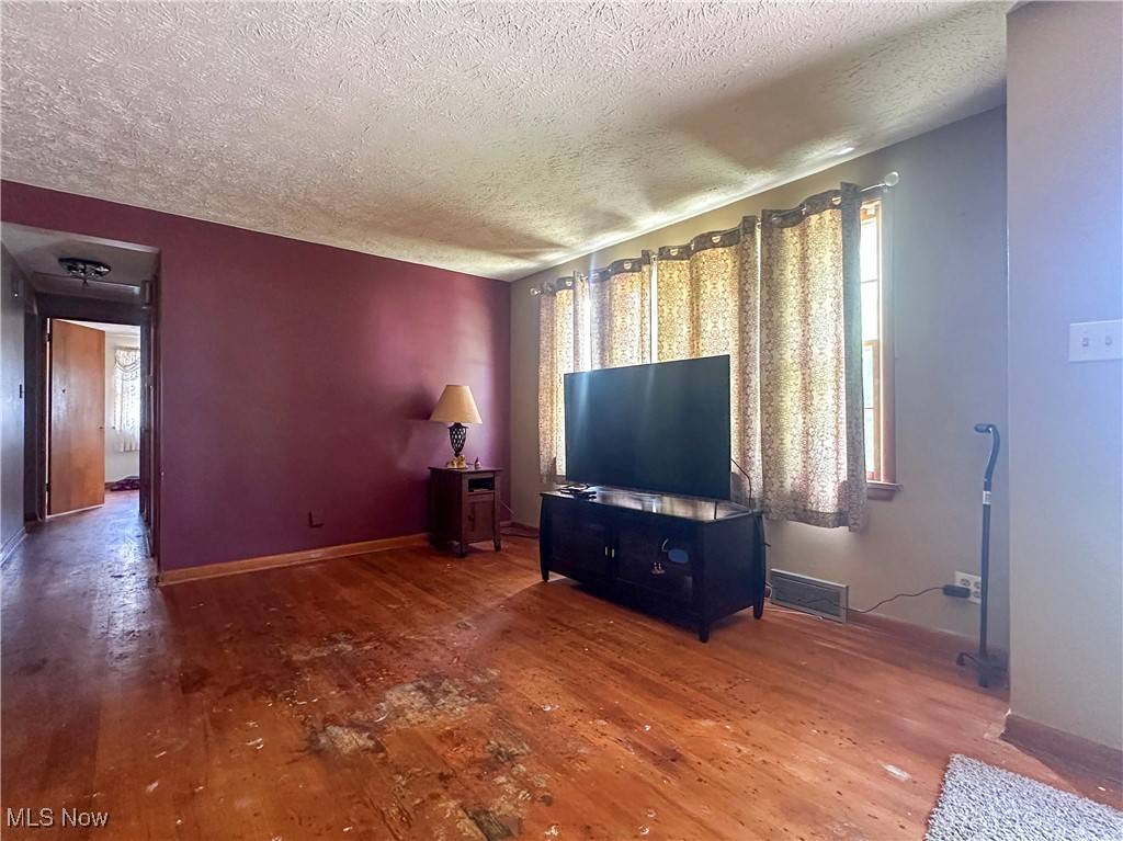 Niles, OH 44446,1422 Youll ST