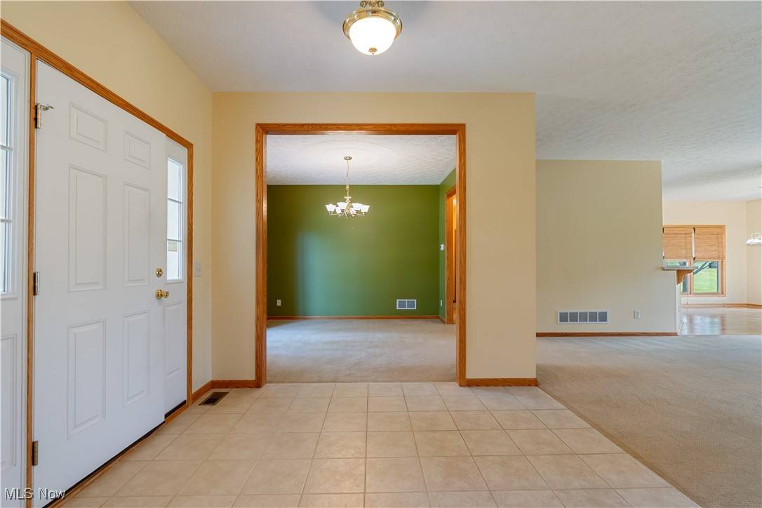 Canton, OH 44721,2761 Forestview ST NE