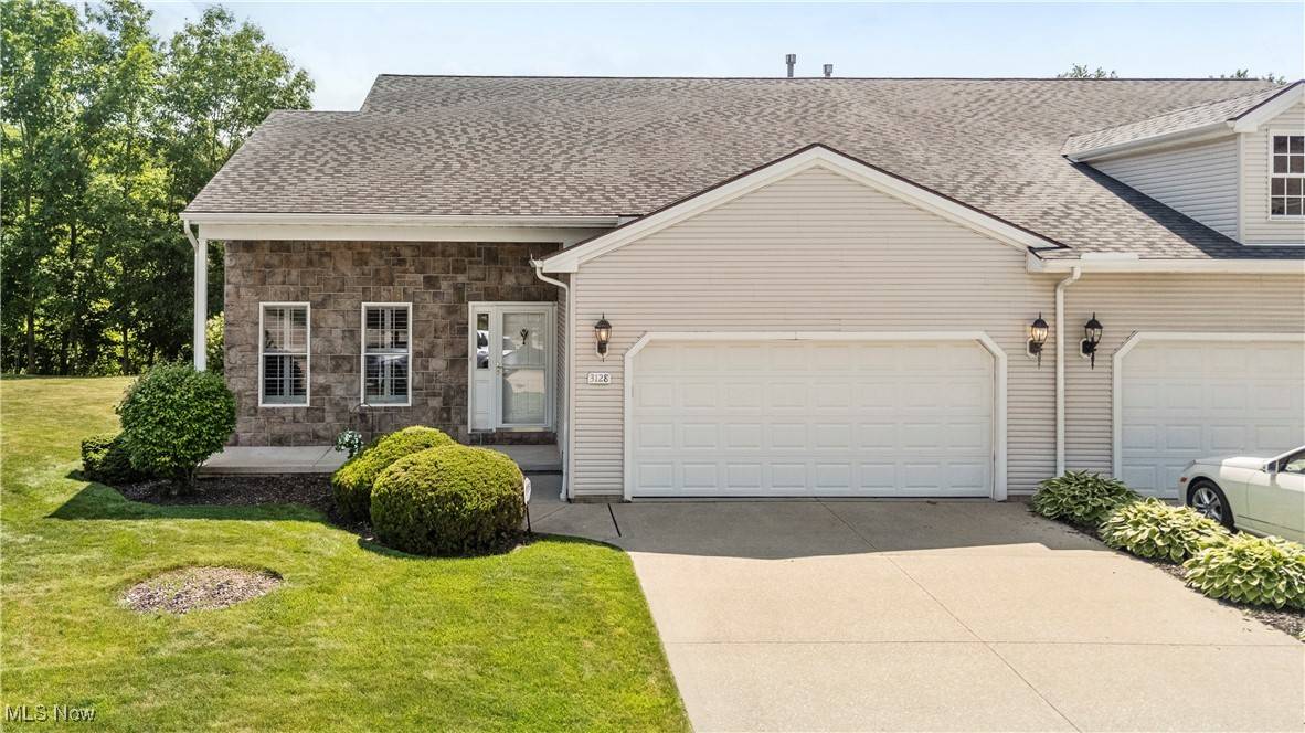 Twinsburg, OH 44087,3128 Glenbrook DR