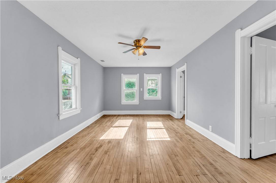 Lakewood, OH 44107,2115 Dowd AVE #4