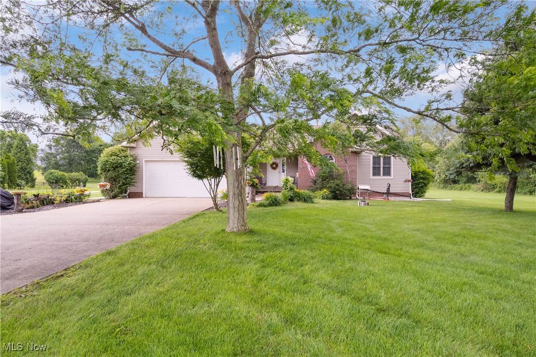 Mogadore, OH 44260,889 Martin RD