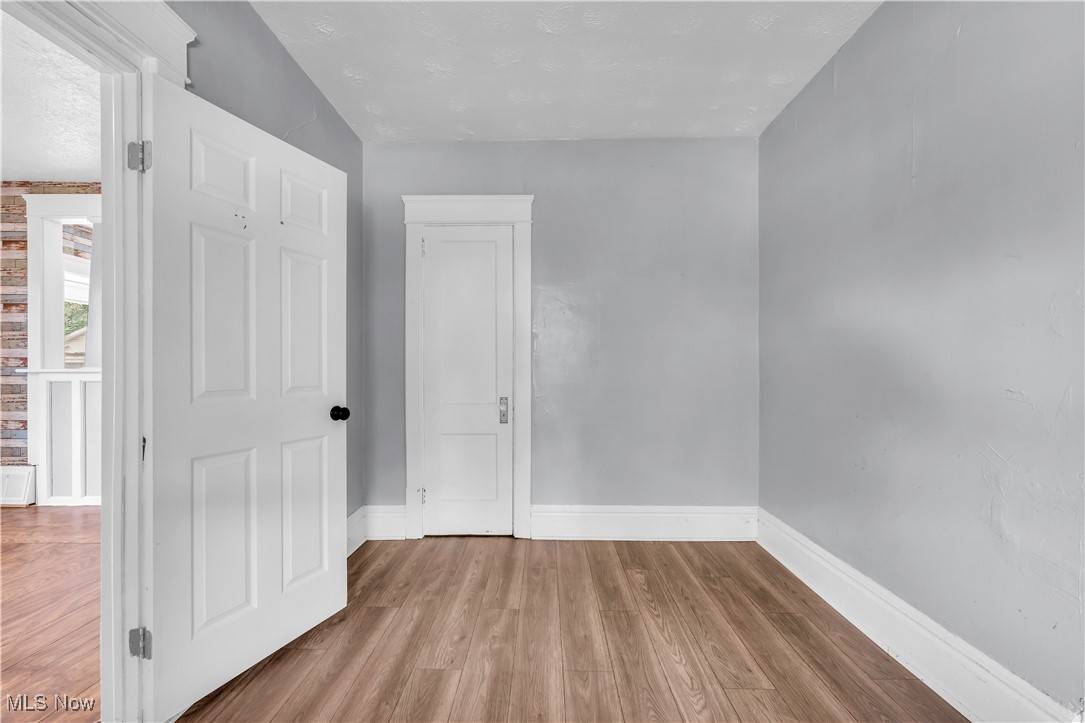 Akron, OH 44307,1174 La Croix AVE #1