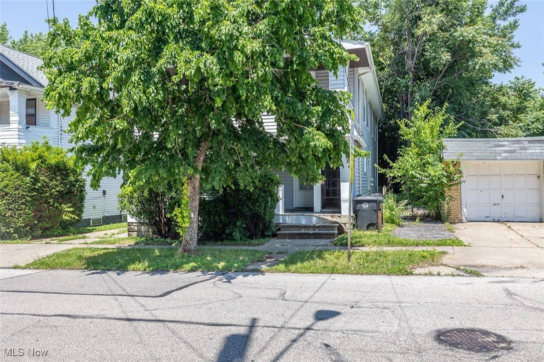 Cleveland, OH 44109,3904 Ardmore AVE