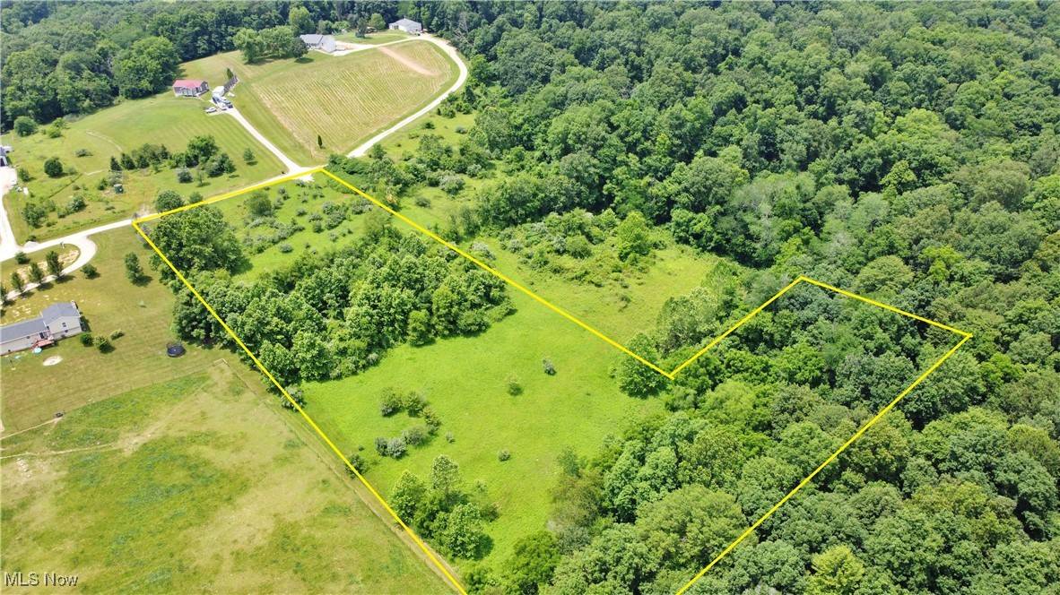 Mount Perry, OH 43760,2030 Harden DR