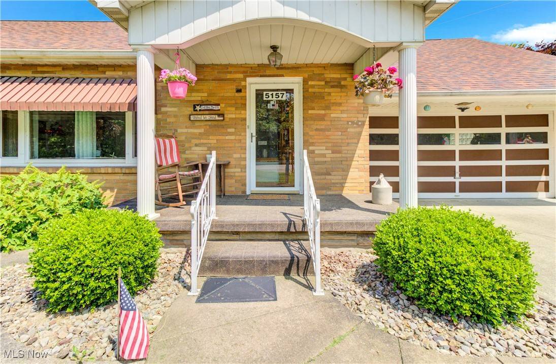 Malvern, OH 44644,5157 Alliance RD NW