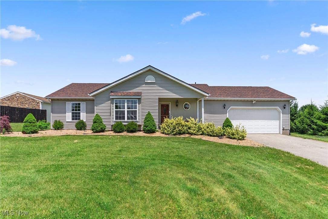 Madison, OH 44057,5215 River RD