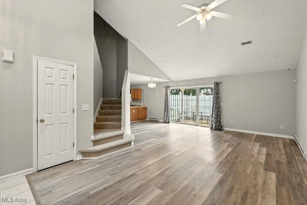 Munroe Falls, OH 44262,232 Damon DR