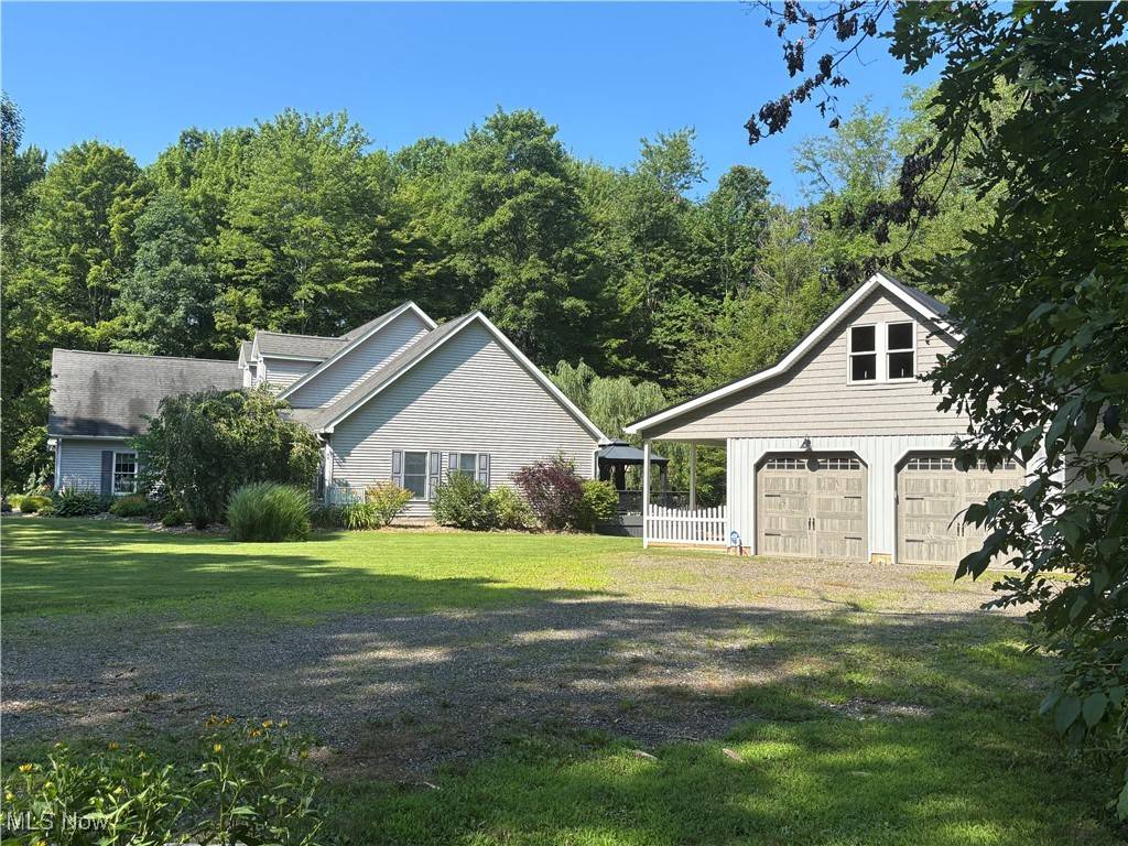 Lake Milton, OH 44429,3340 Scott Cliff DR