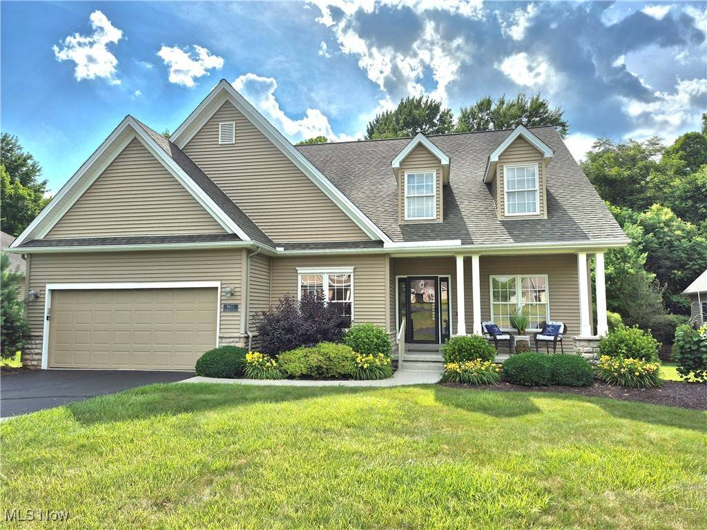 Warren, OH 44484,8672 Kimblewick LN NE