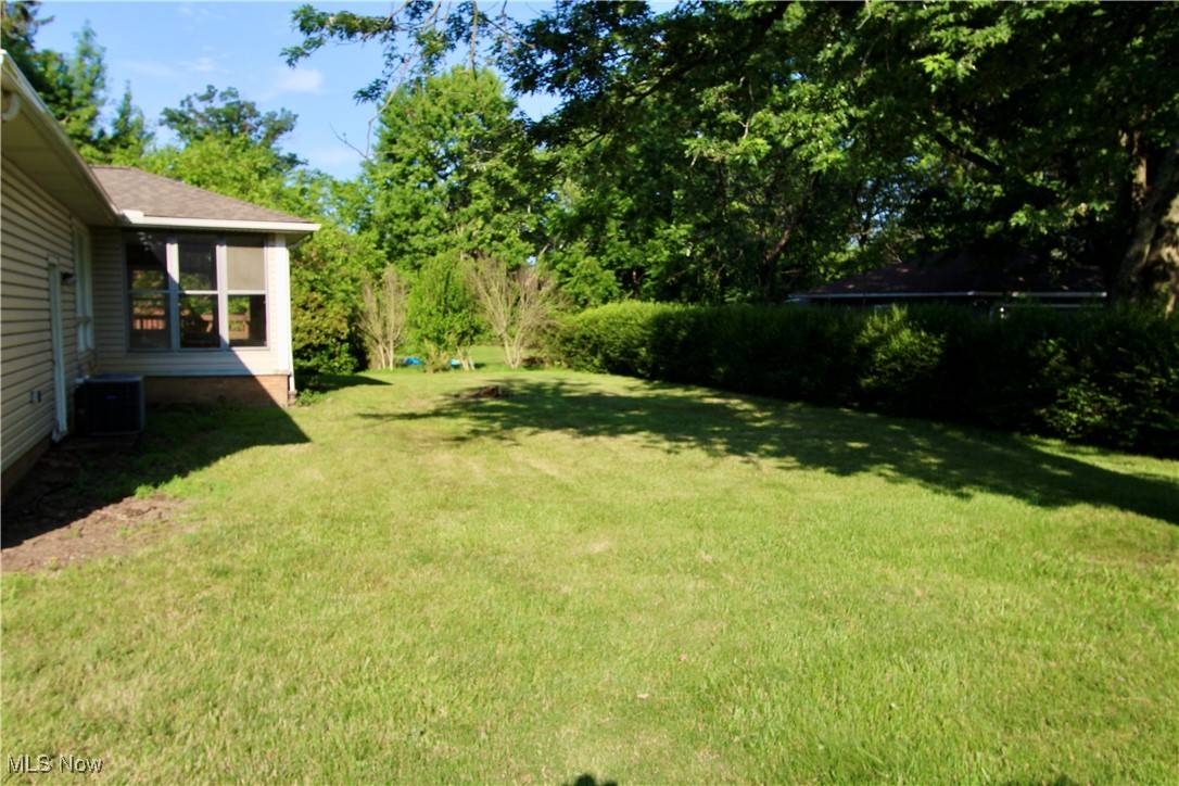 Fairview Park, OH 44126,22420 Mastick RD