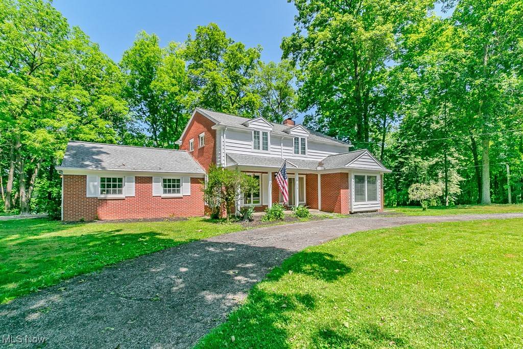 OH 44077,219 Wintergreen Hill DR
