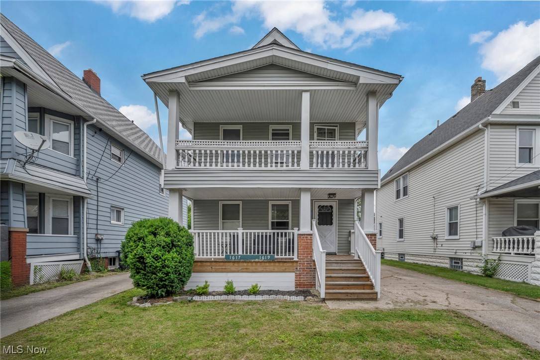 Lakewood, OH 44107,1619 Winchester AVE