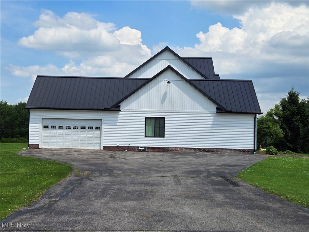 Huntsburg, OH 44046,12605 Boggy Creek DR