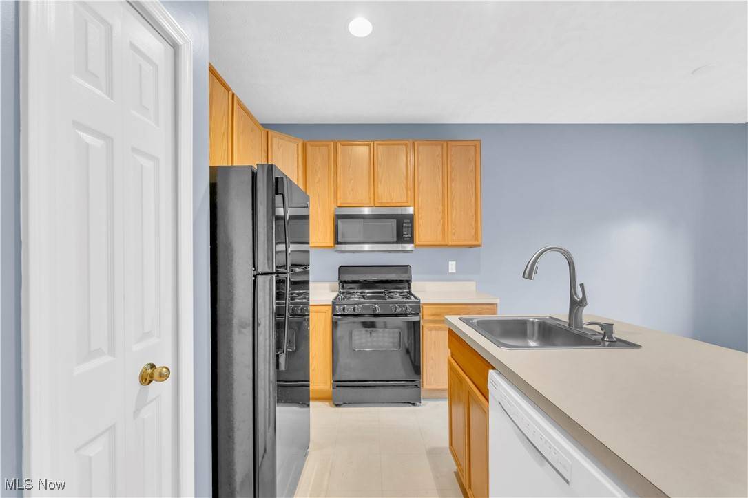 Medina, OH 44256,370 Eden LN #2