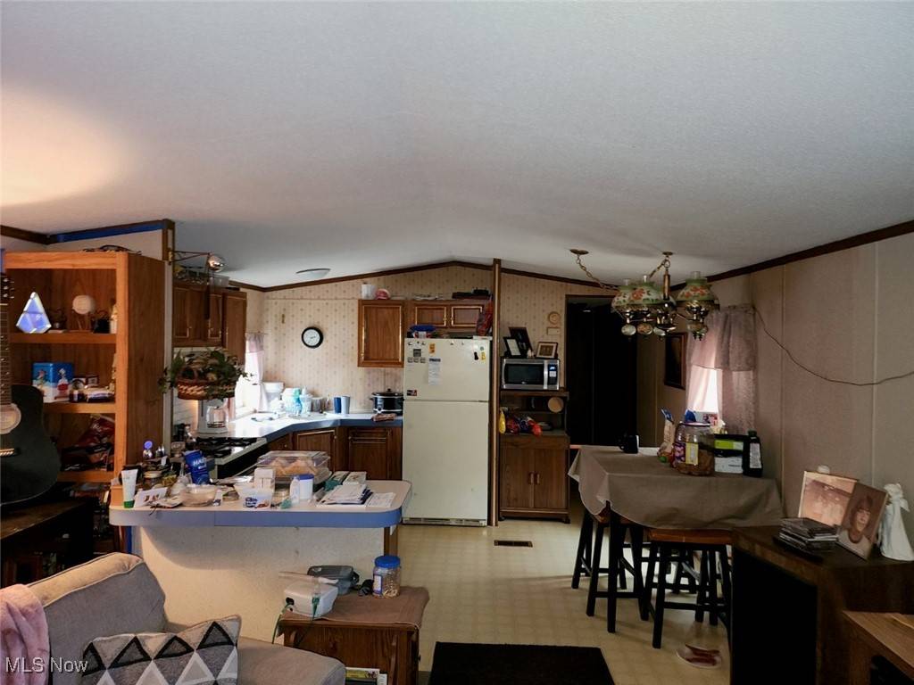 Ravenna, OH 44266,3022 State Route 59 #B 59