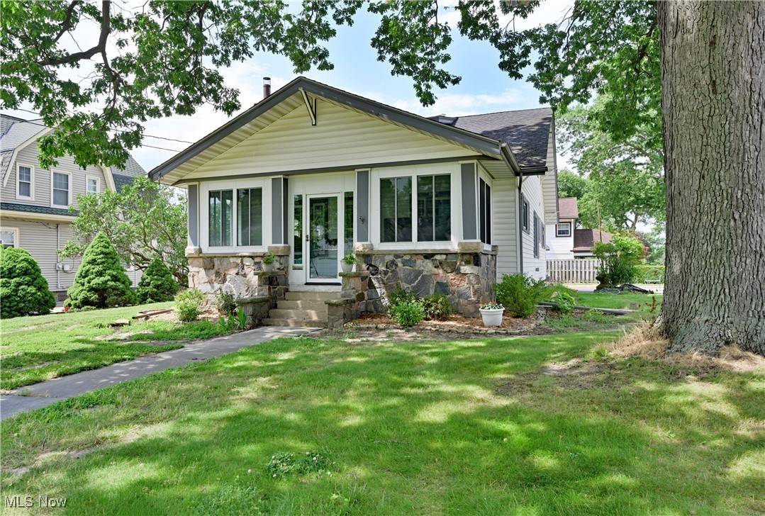 Amherst, OH 44001,891 Park AVE