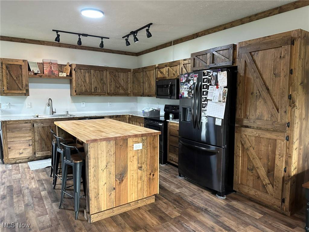 Frazeysburg, OH 43822,18460 County Road 80