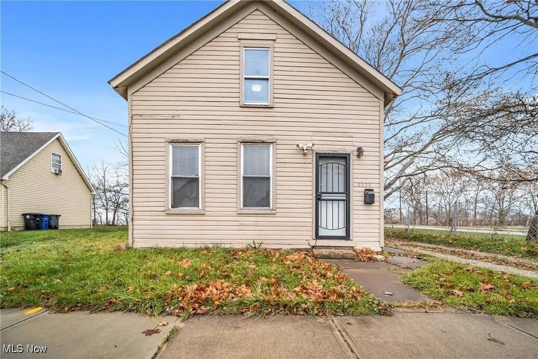 Cleveland, OH 44127,3220 E 48th ST