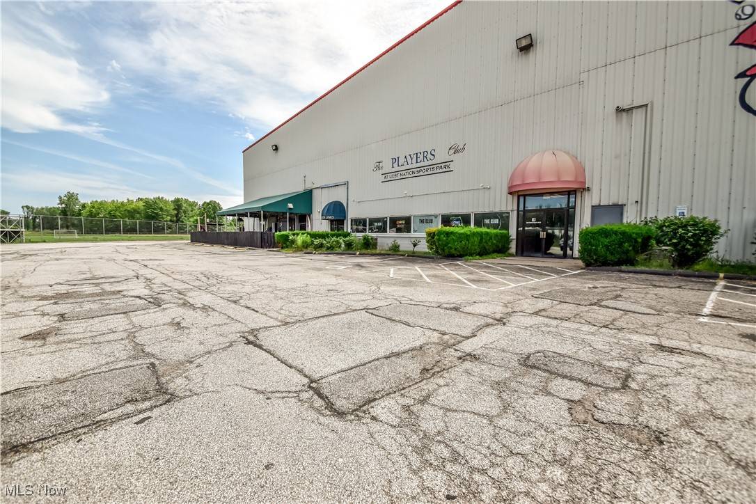 Willoughby, OH 44094,38630 Jet Center PL