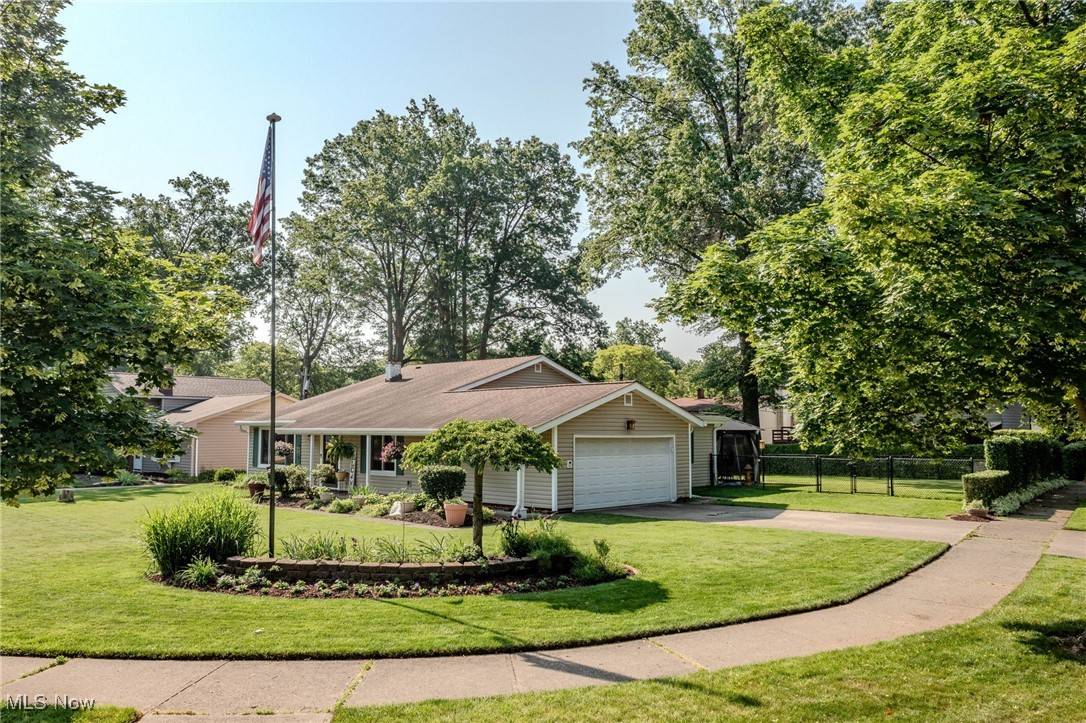 North Olmsted, OH 44070,25171 Doe DR
