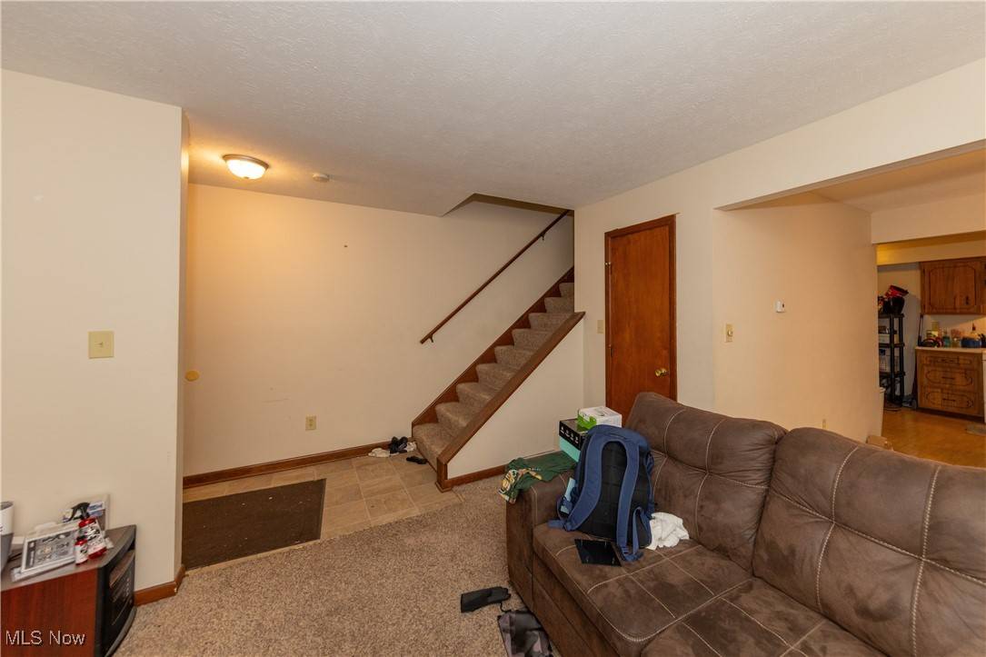 Parma, OH 44134,3712 Sheraton DR