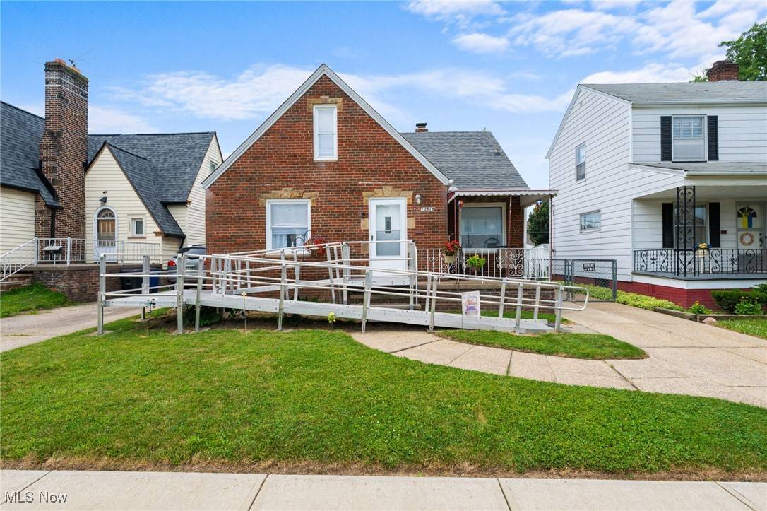 Cleveland, OH 44111,13818 Wainstead AVE