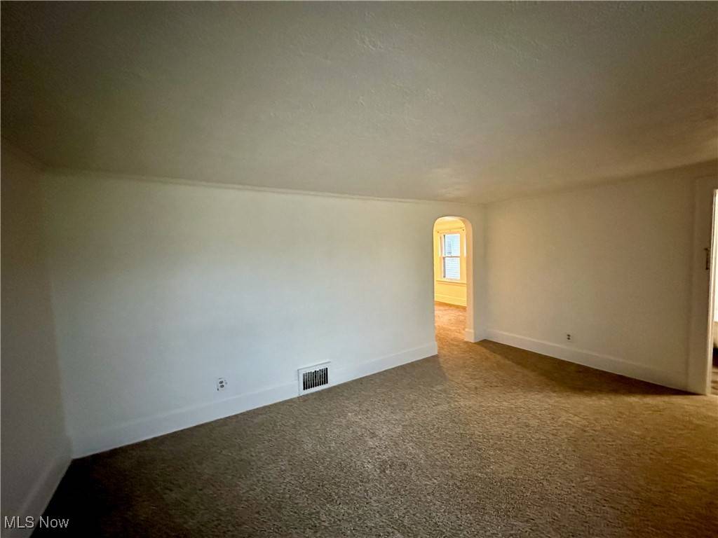 Akron, OH 44301,1038 Clay ST #1036