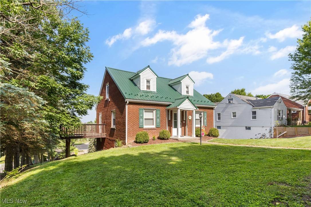 Weirton, WV 26062,122 West Belleview DR