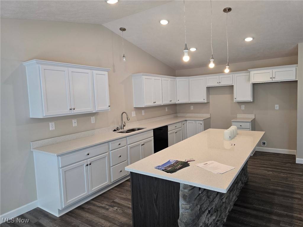 Seville, OH 44273,5062 Catawba Place LN