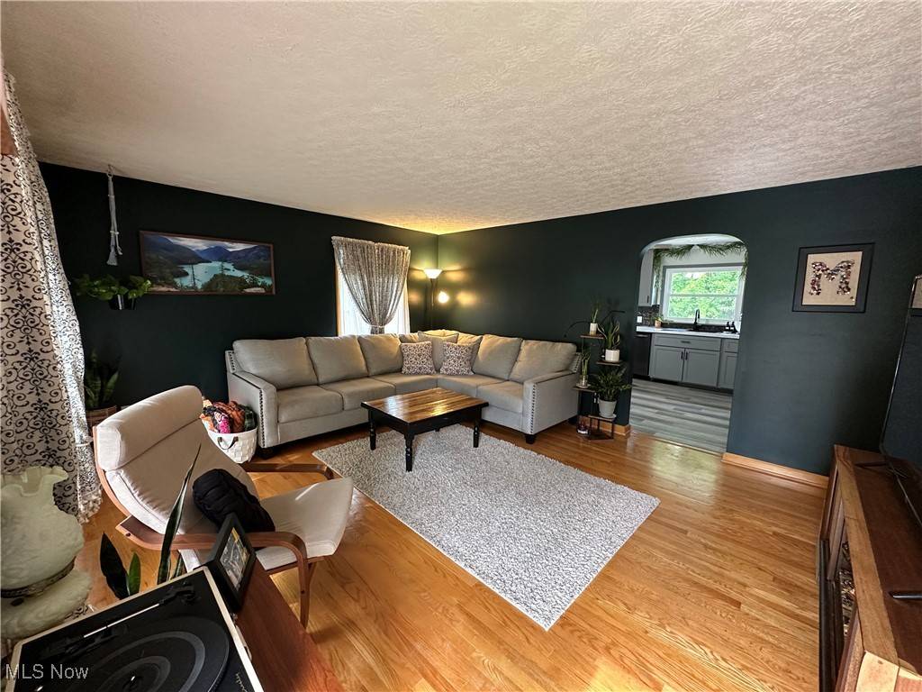 Orrville, OH 44667,126 S Crown Hill RD