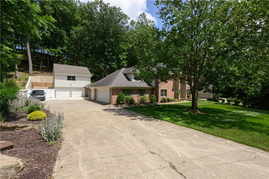 New Philadelphia, OH 44663,1427 Terrace RD NW