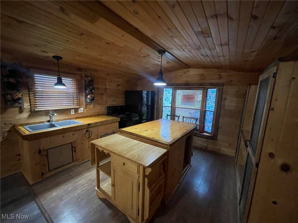 Zanesville, OH 43701,3250 Maysville PIKE #32