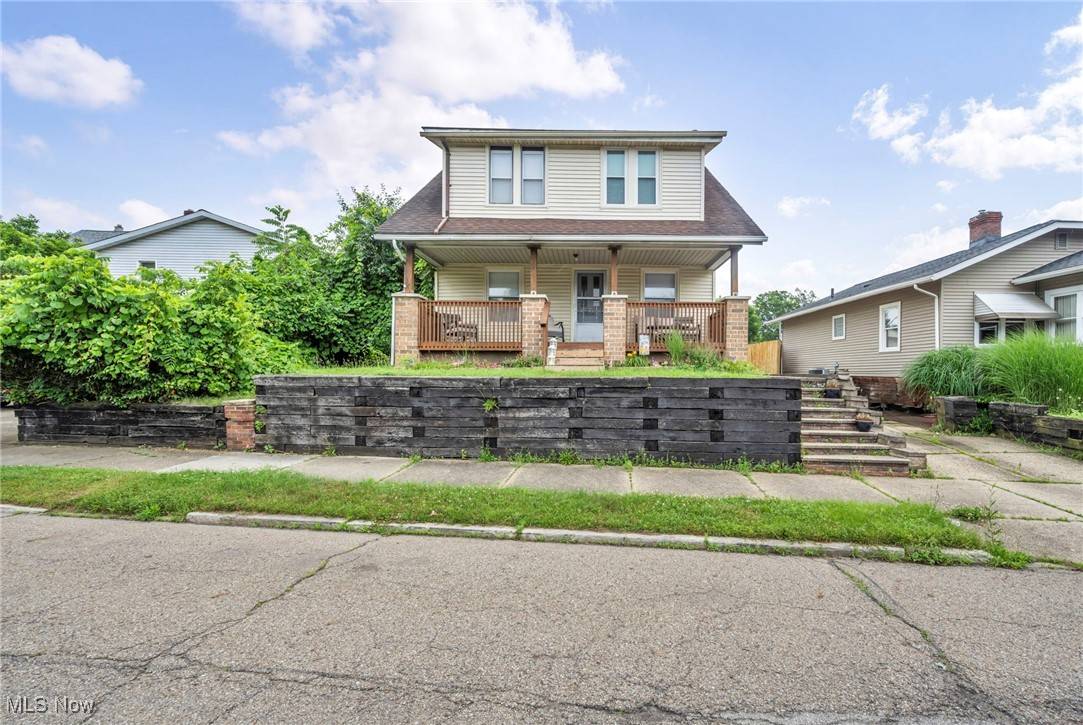 Akron, OH 44310,1053 N Main ST