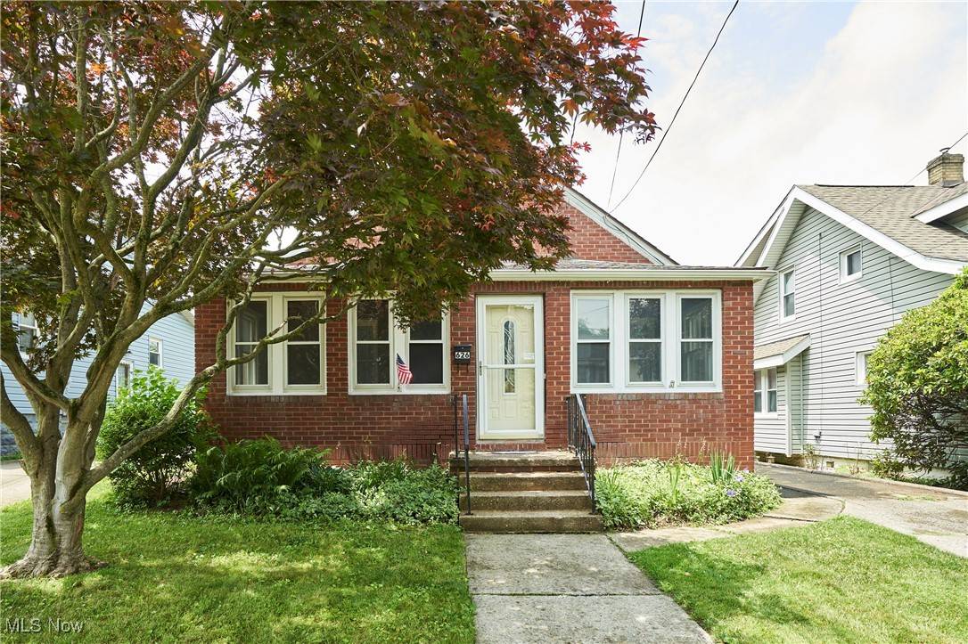 Barberton, OH 44203,626 Orchard AVE