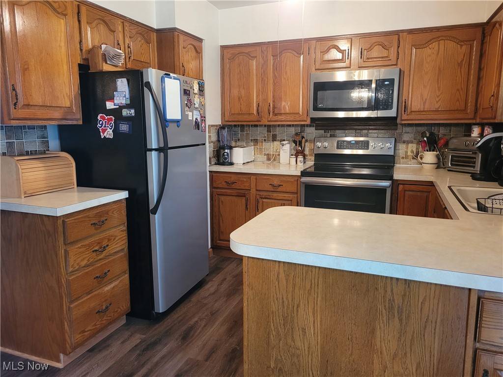 New Franklin, OH 44216,6412 Lieb DR
