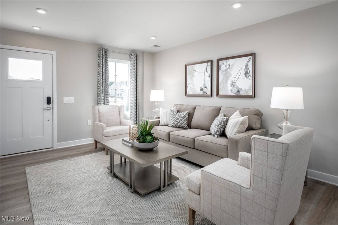 Kent, OH 44240,1212 Cedar Ridge DR