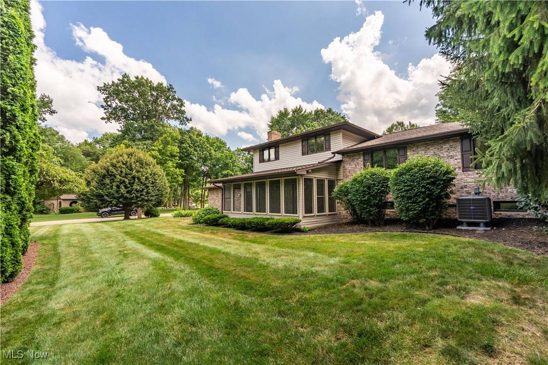 Louisville, OH 44641,5200 Tanglewood AVE NE