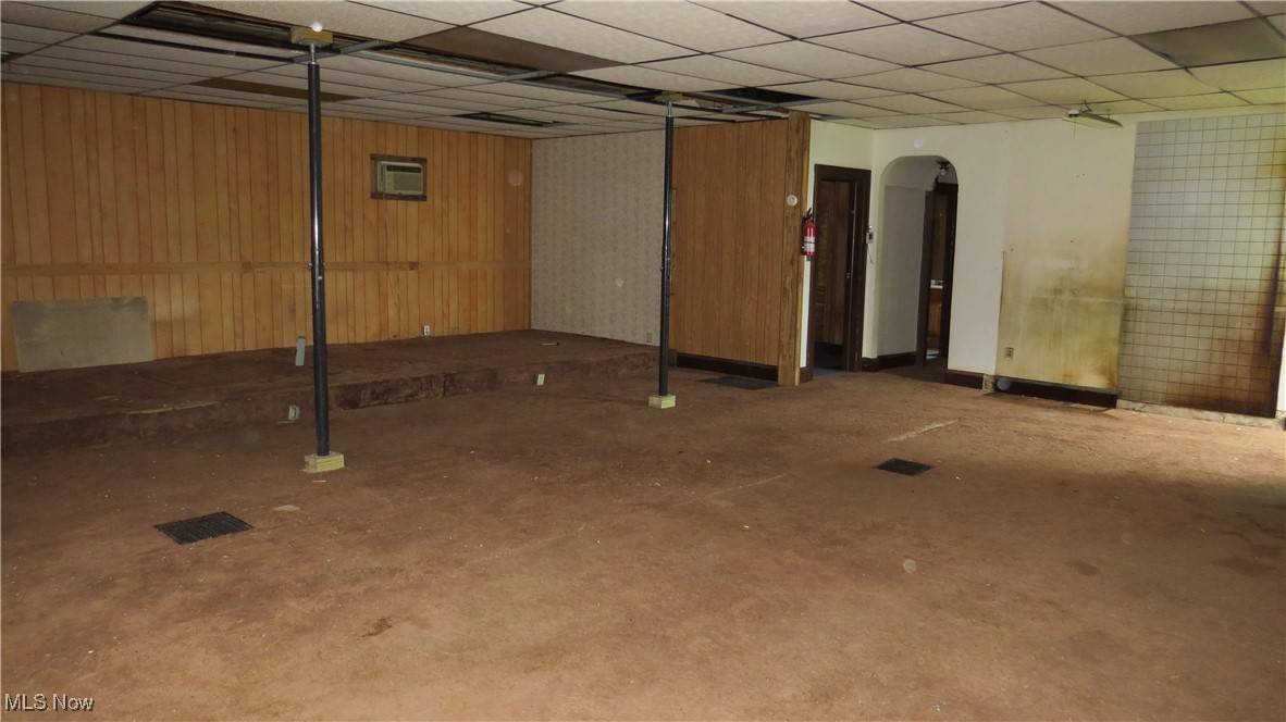 Cadiz, OH 43907,804 E Market ST