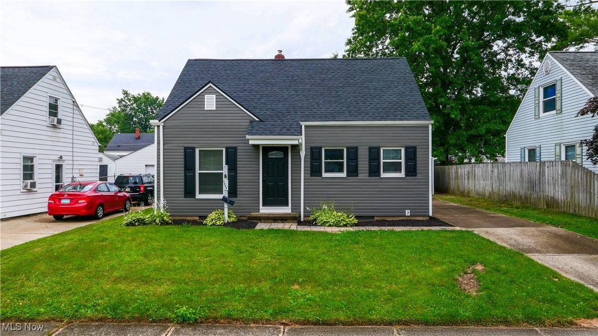Cuyahoga Falls, OH 44223,2405 Harding RD