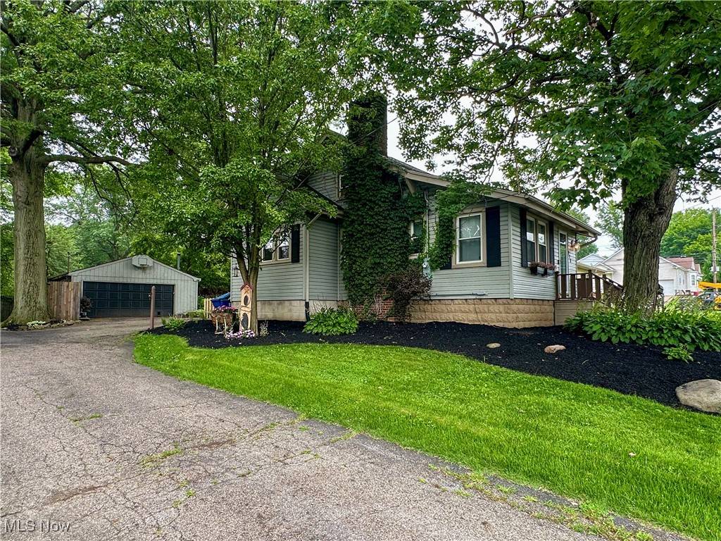 Niles, OH 44446,220 N Cleveland AVE