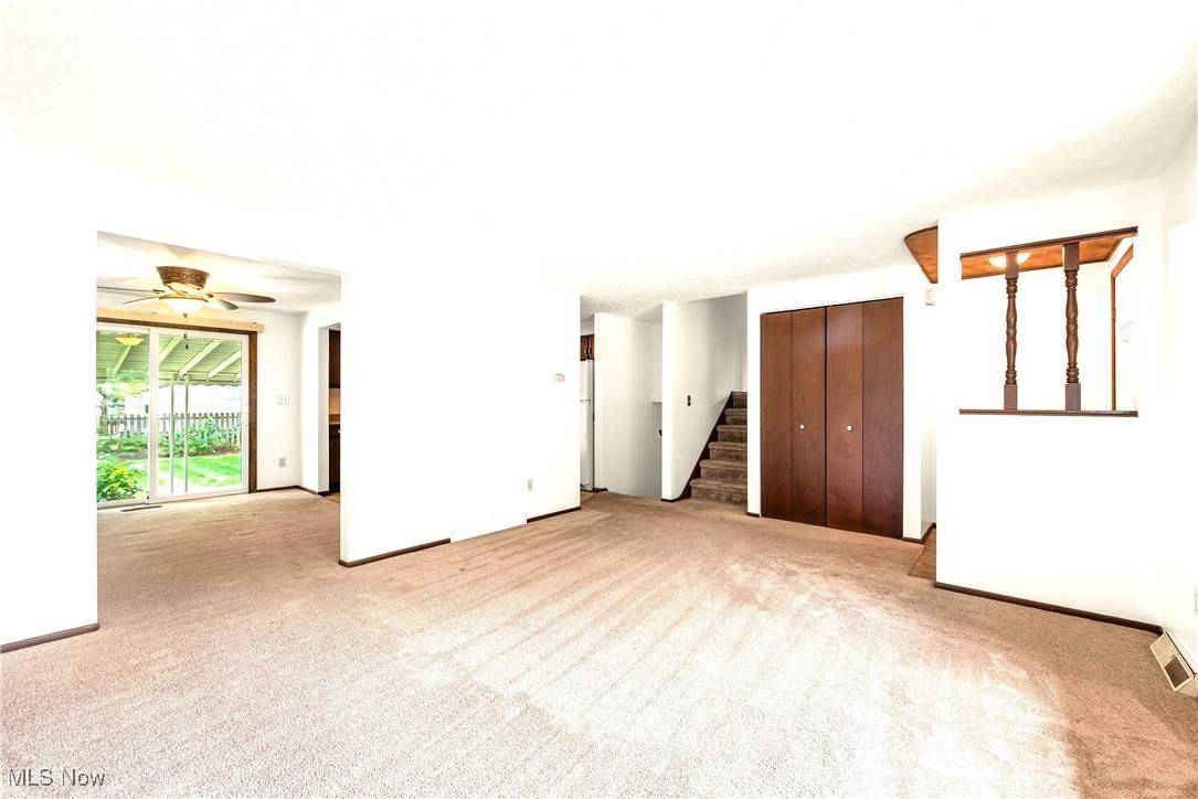 North Ridgeville, OH 44039,6415 Ridge Plaza DR