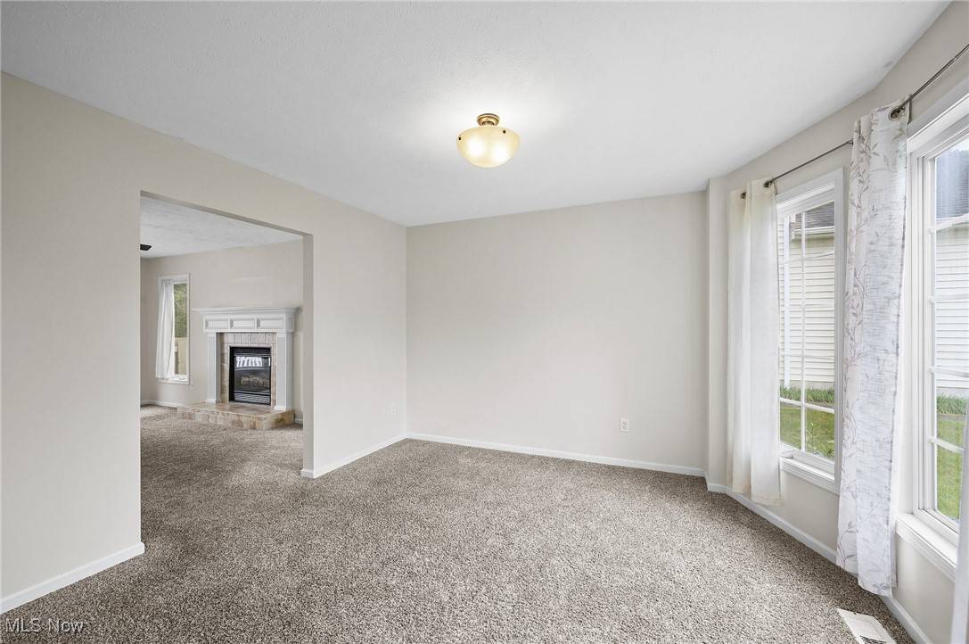 Stow, OH 44224,4101 Darrow RD