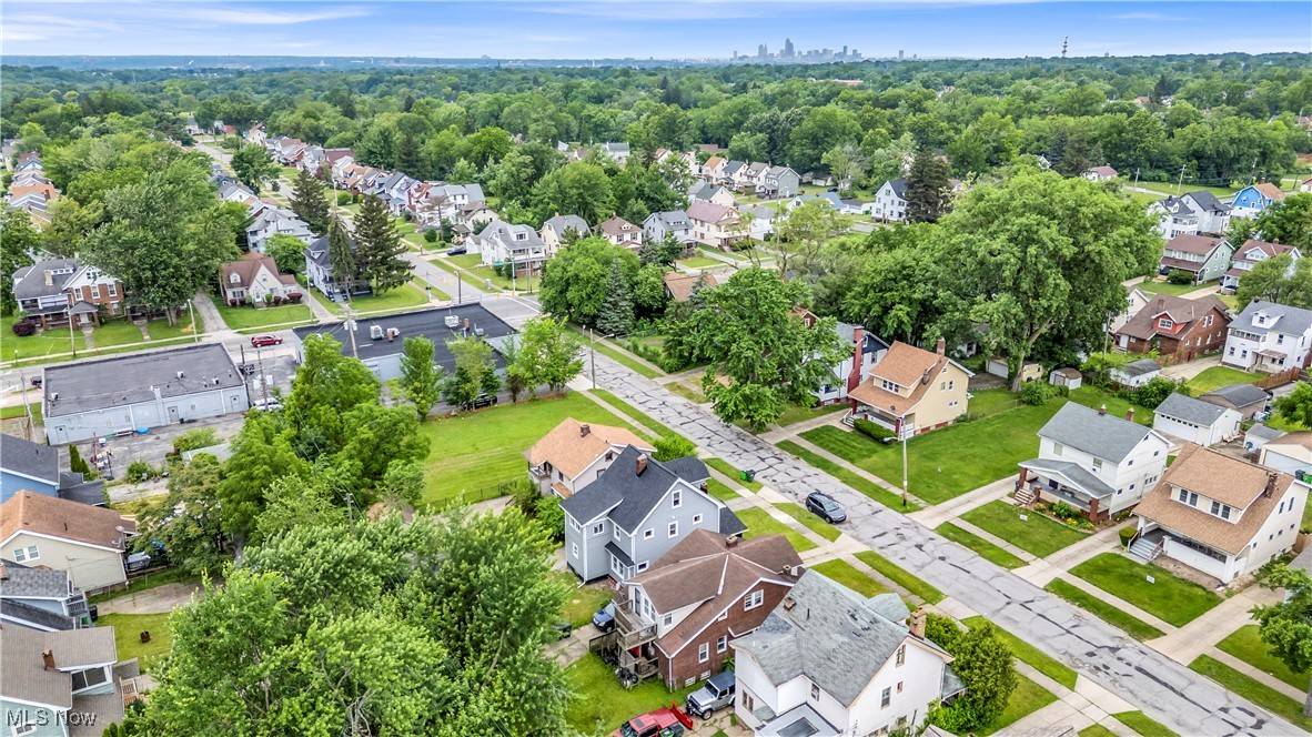 Garfield Heights, OH 44105,13212 Maplerow AVE