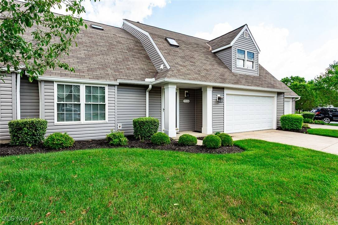 Twinsburg, OH 44087,9534 Ridge CT #15D